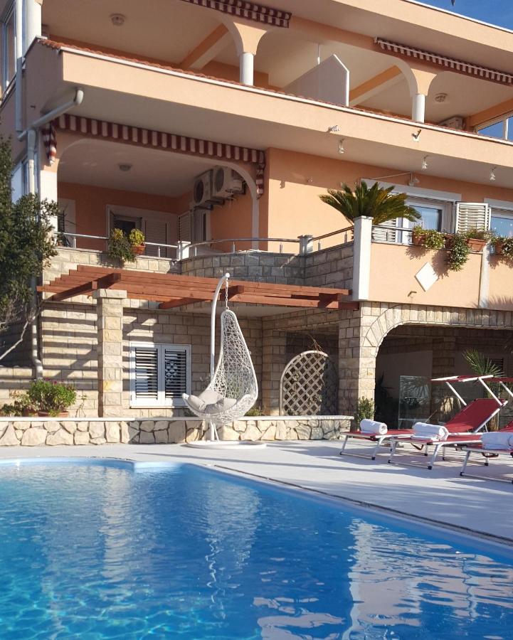 Apartment Novalja 9334D Exterior photo